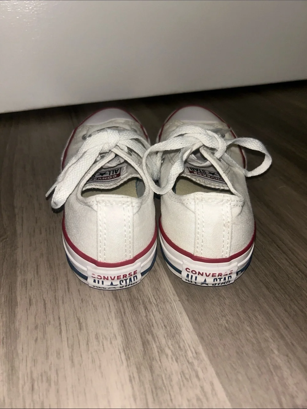 Converse Chuck Taylor All Star White Low-Top Sneakers Kids Size 1